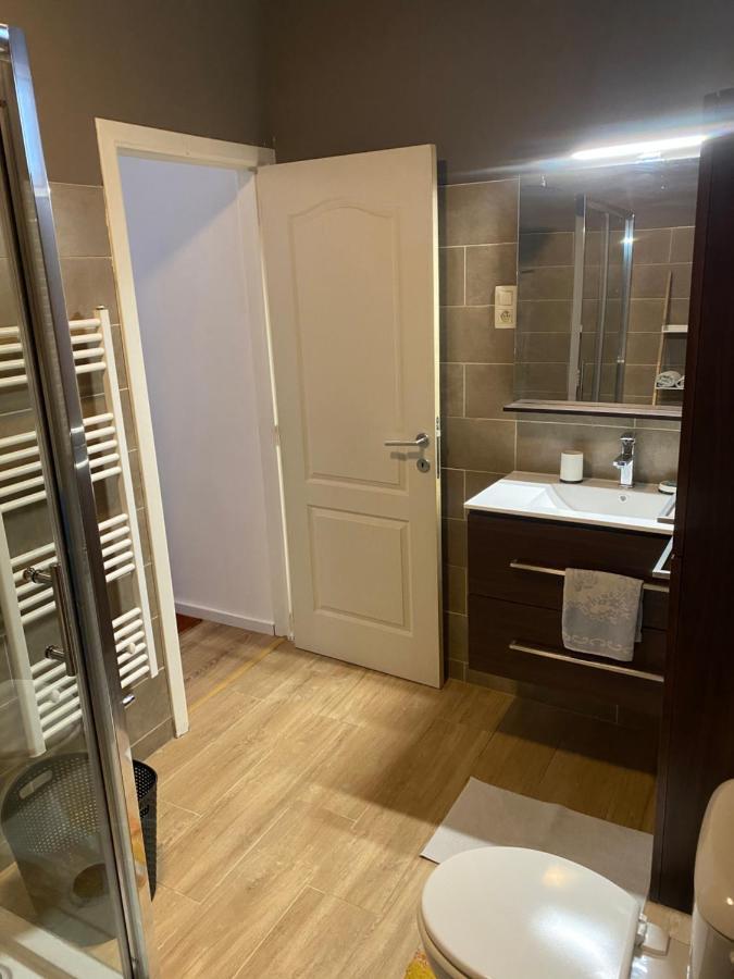 Superbe Appartement 샤를루아 외부 사진