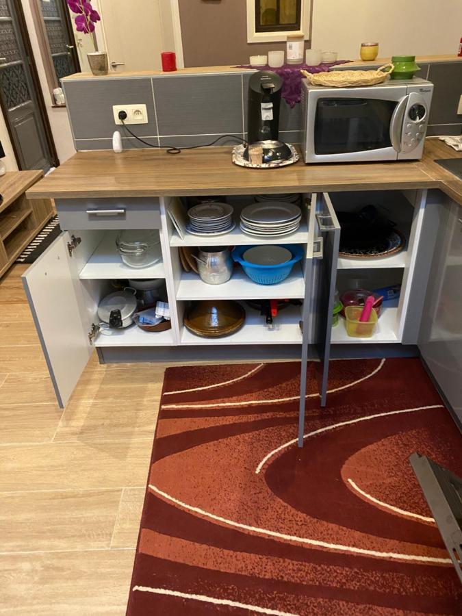 Superbe Appartement 샤를루아 외부 사진