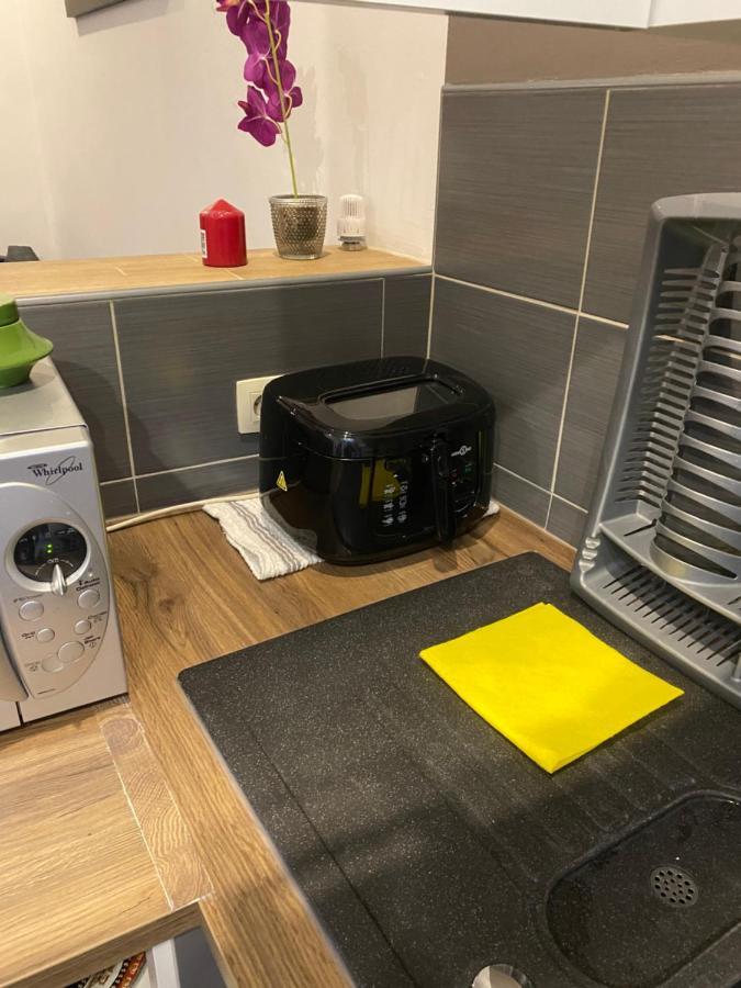 Superbe Appartement 샤를루아 외부 사진