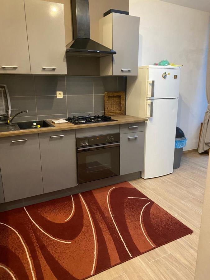 Superbe Appartement 샤를루아 외부 사진