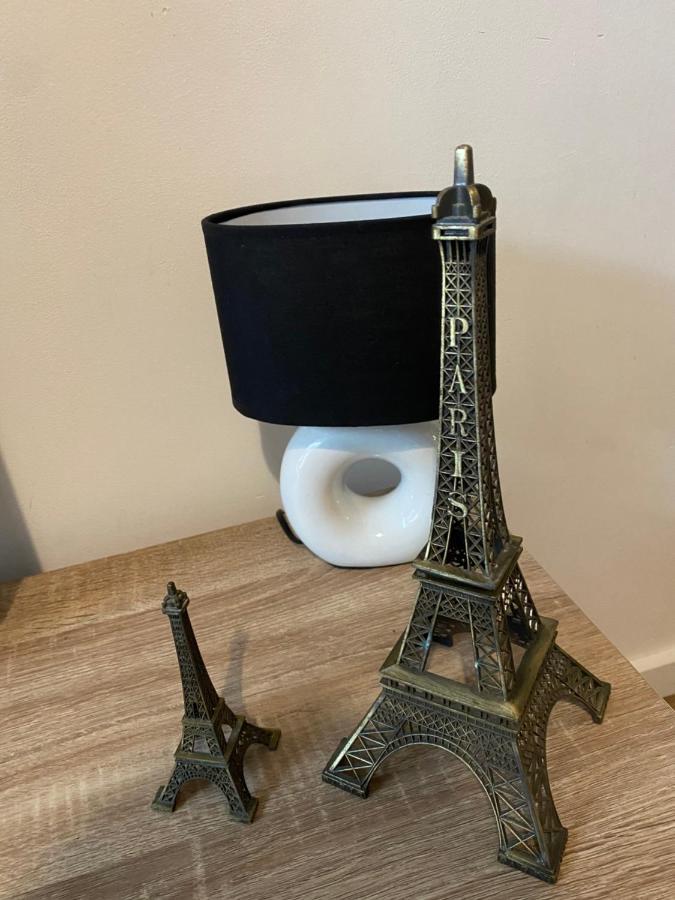 Superbe Appartement 샤를루아 외부 사진